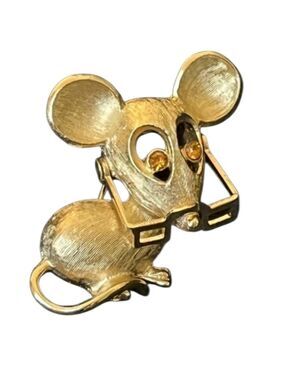 Avon Vintage Goldtone Mouse Brooch Movable Glasses Amber Eyes